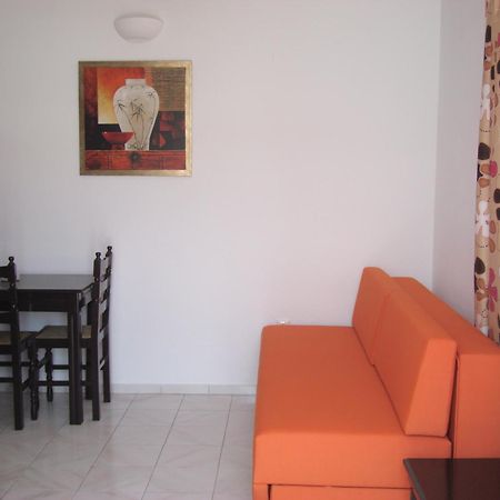 Elena Studios & Suites Орнос Екстер'єр фото
