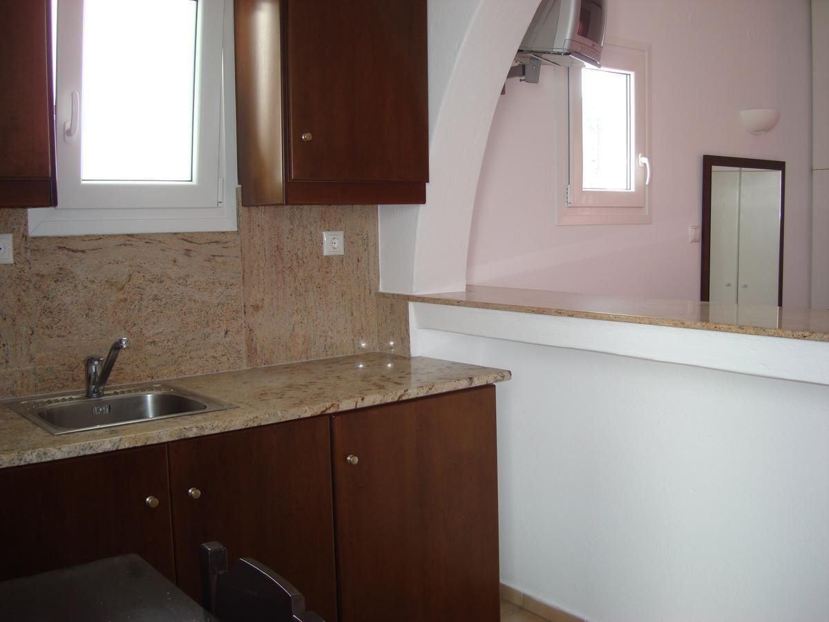 Elena Studios & Suites Орнос Екстер'єр фото