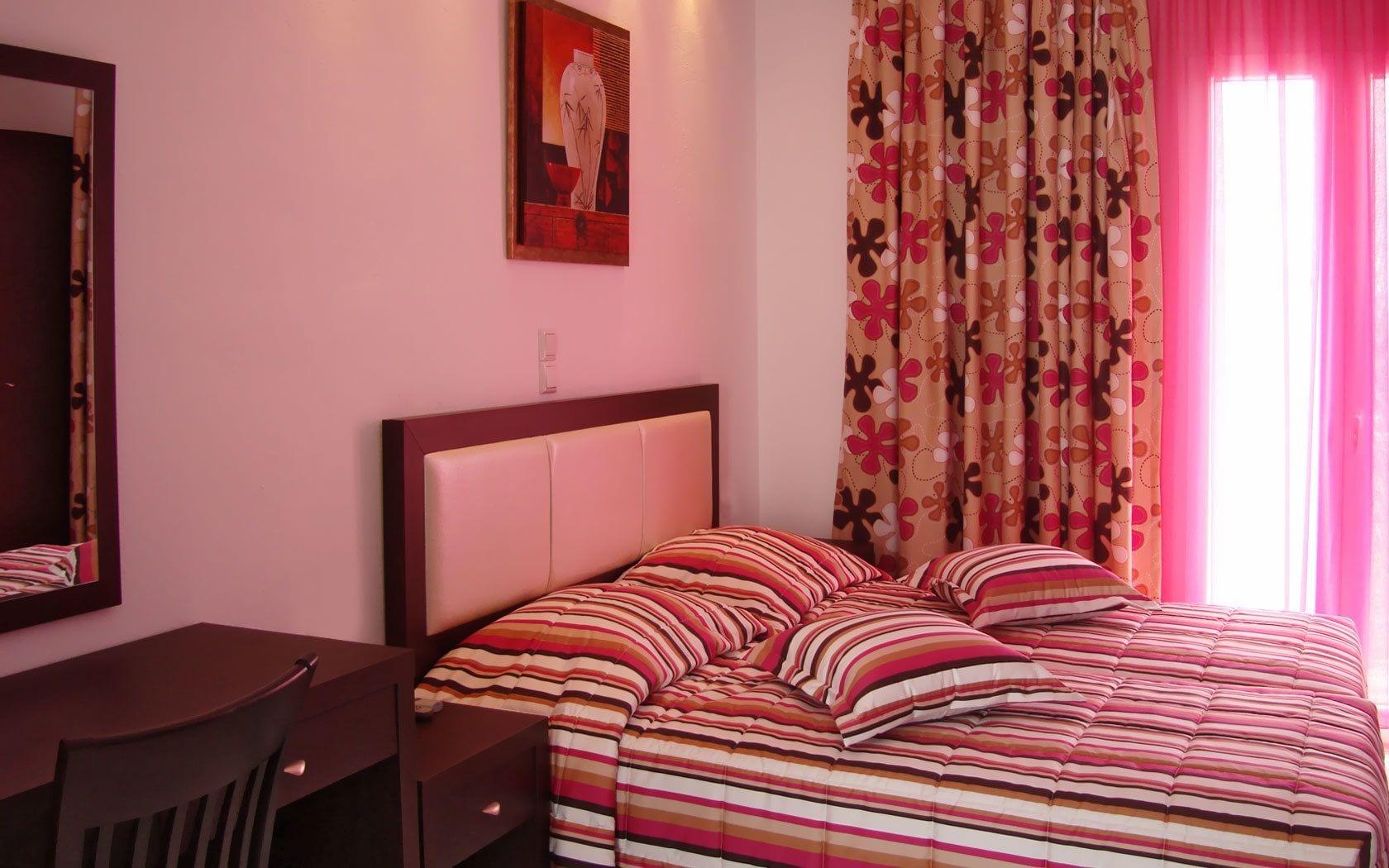 Elena Studios & Suites Орнос Екстер'єр фото